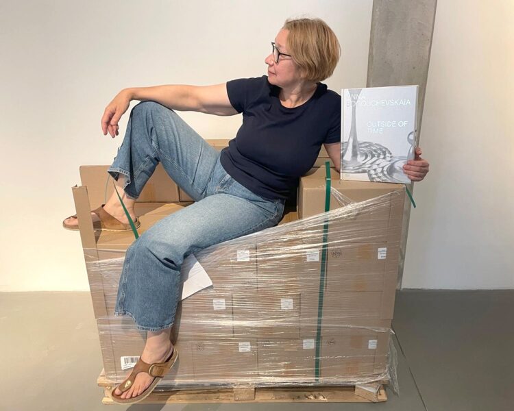 Anna_new Book